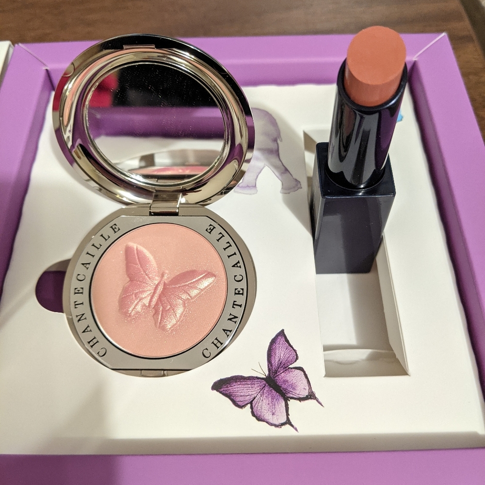 Chantecaille Wild Pairs: Lip Veil in Honeypot....